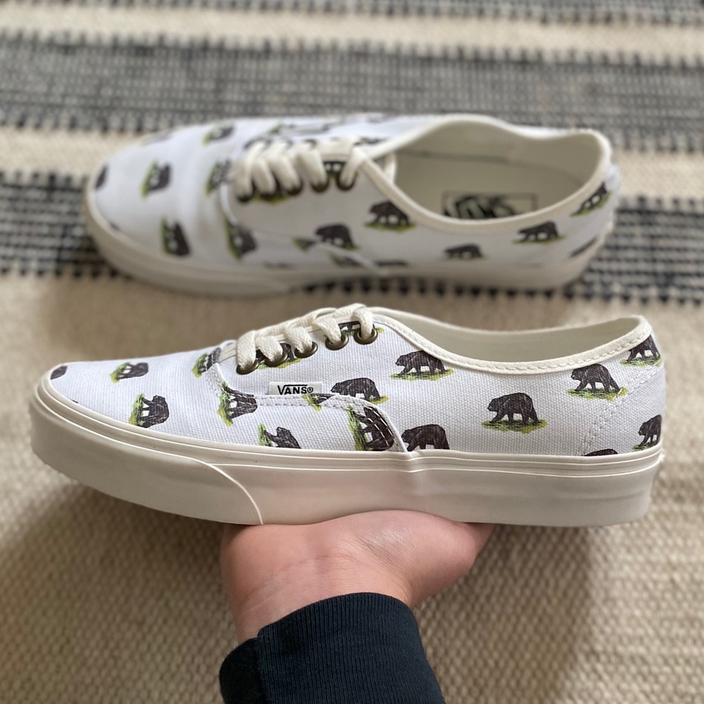 NWOT CA Bear Vans🔥🔥